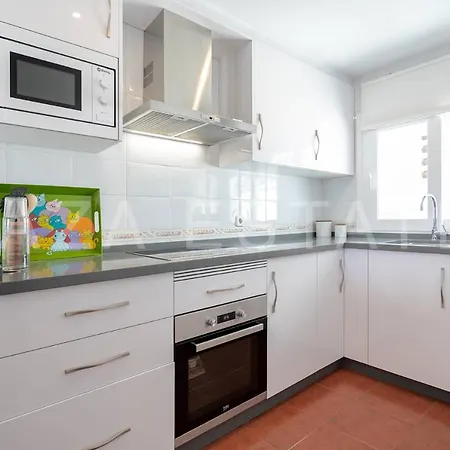 Bonito Piso A 300m De La Playa Appartement Nerja